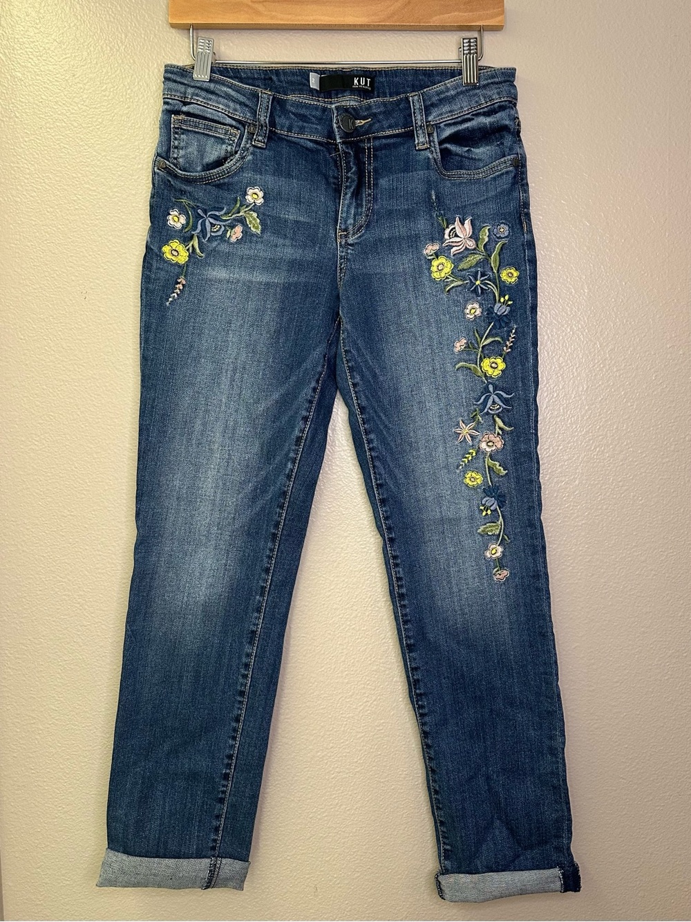 Kut From The Kloth Catherine Boyfriend Floral Embroidered Denim Jeans Cotton